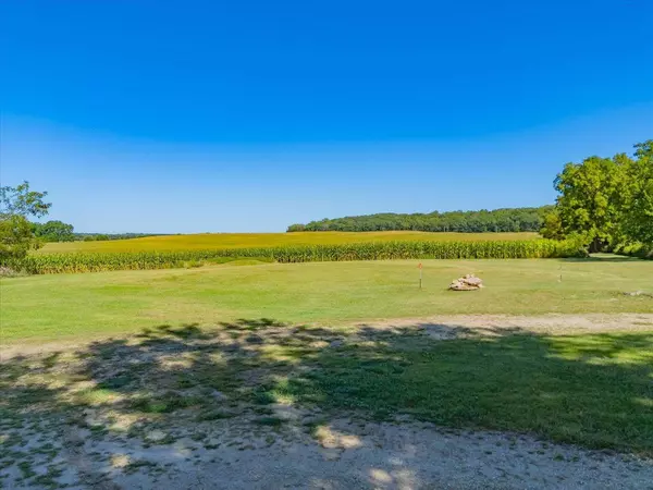 N8723 Sandy Hook Road, Brooklyn, WI 53521