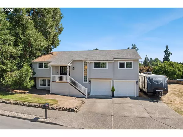 2015 DORAL CT, West Linn, OR 97068