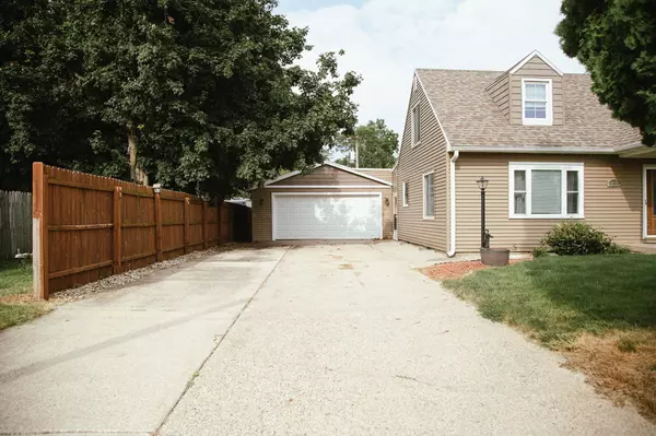 417 Park Street, Cambridge, IA 50046