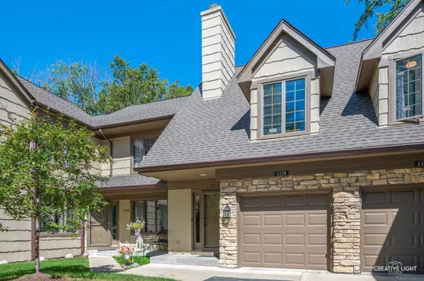 1128 Foxtail CT #1128, Darien, IL 60561