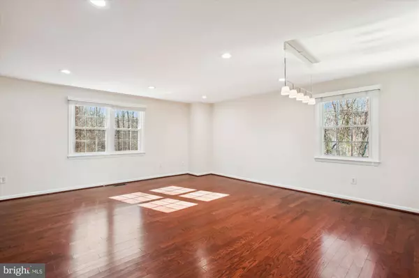 6541 COACHLEIGH WAY, Alexandria, VA 22315