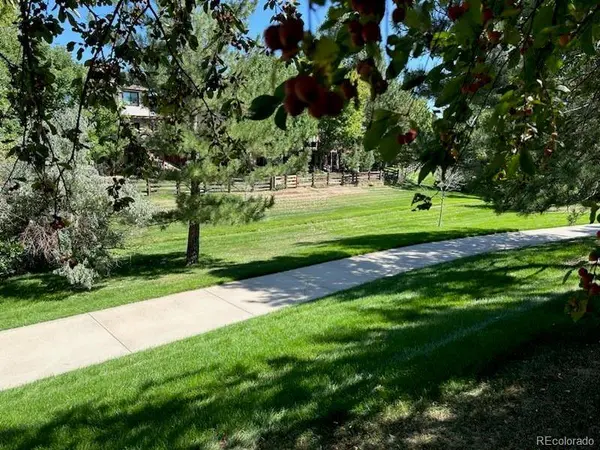 10935 W Half Moon PASS, Littleton, CO 80127