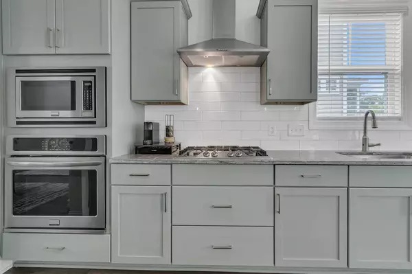 2208 Skyler Dr, Mount Pleasant, SC 29466