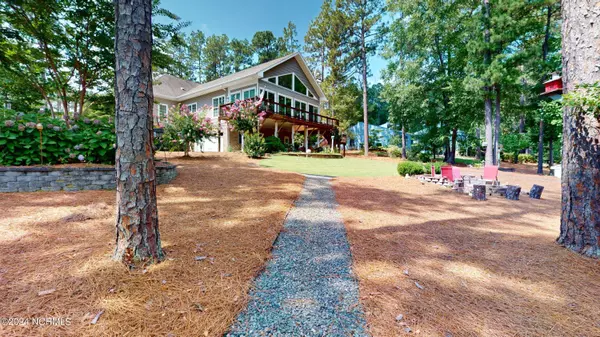 55 Cardinal Drive, Whispering Pines, NC 28327