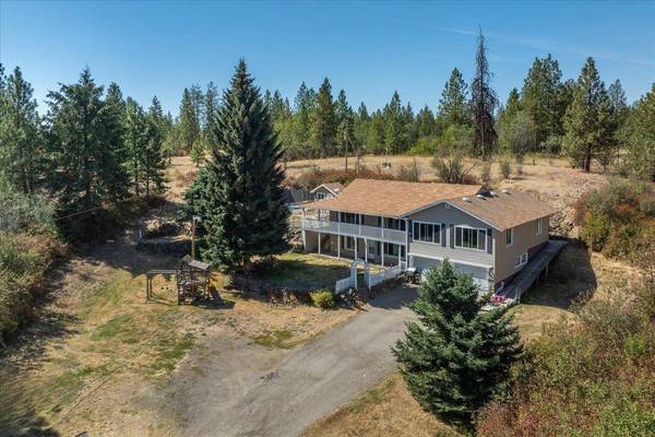 11803 N Pine Bluff Rd, Nine Mile Falls, WA 99026