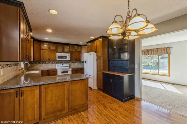 2806 NW Park Lane, Ankeny, IA 50023