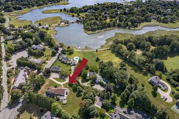 75 Saint George St, Duxbury, MA 02332