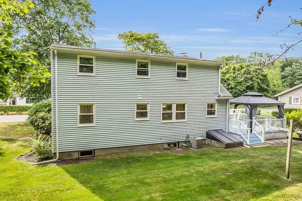 18 Edith Rd, Hudson, MA 01749