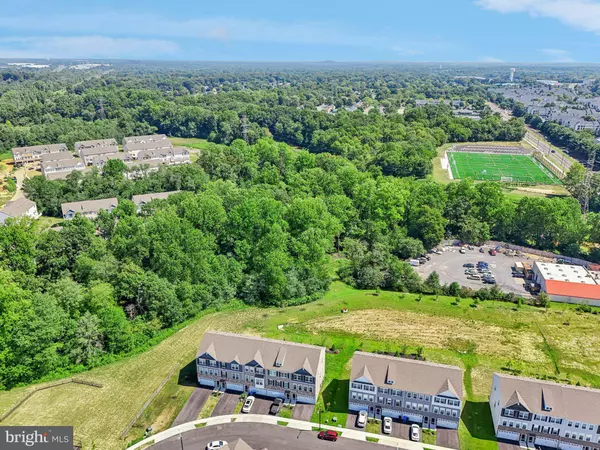 30 SISTERS HOMESTEAD RD, Mount Laurel, NJ 08054