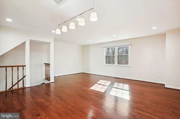 6541 COACHLEIGH WAY, Alexandria, VA 22315