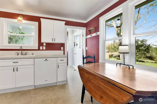 8369 Gillies RD, Everson, WA 98247