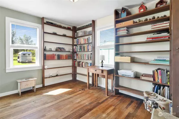 8369 Gillies RD, Everson, WA 98247