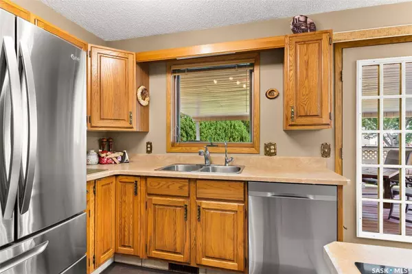 887 Dorothy STREET, Regina, SK S4X 1E2