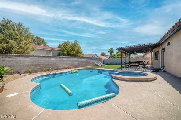 3154 Laurel Avenue, Henderson, NV 89014