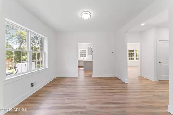 571 Marlboro Road, Old Bridge, NJ 08857