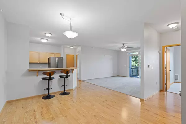 121 Metro Terrace #204, Madison, WI 53718-6458