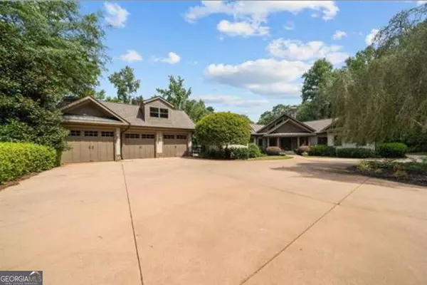 100 Oconee Estates DR, Eatonton, GA 31024