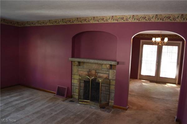 120 Park DR, St. Clairsville, OH 43950