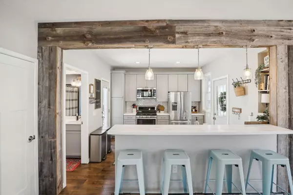 742 7th Street, Prairie Du Sac, WI 53578