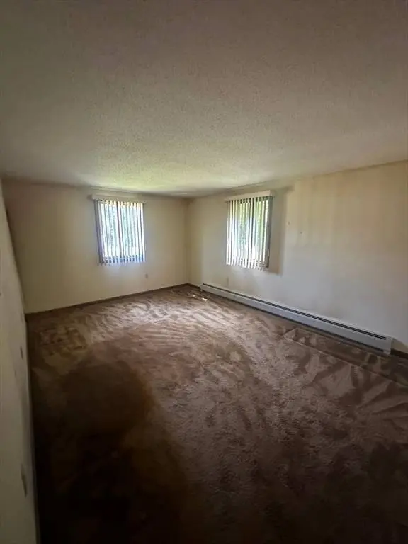 83 Bridle Path Ln, Methuen, MA 01844