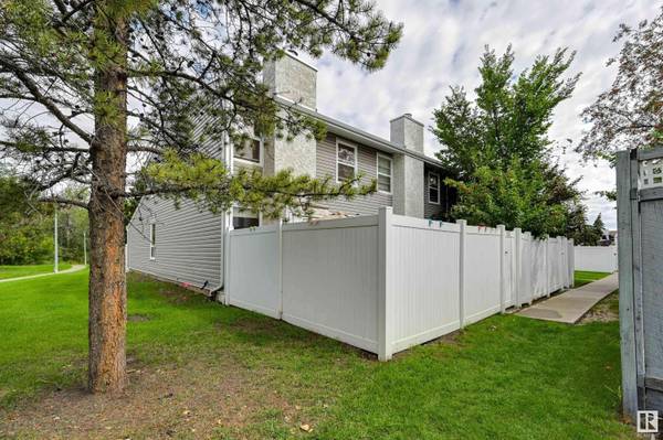 6302 184 ST NW, Edmonton, AB T5T 2N8