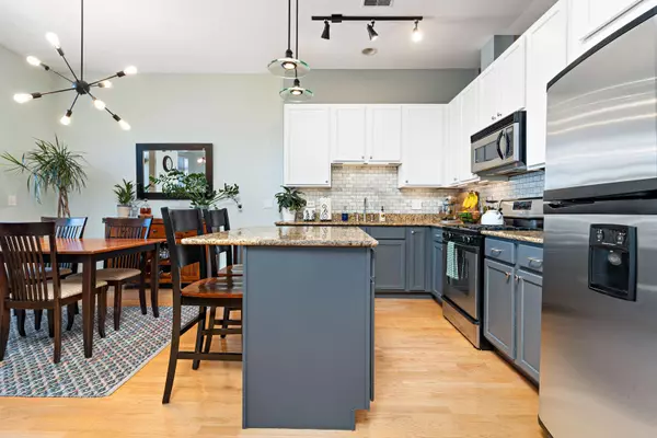 2915 N Clybourn Avenue #310, Chicago, IL 60618