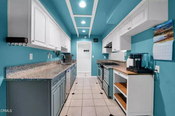 26312 Whispering Leaves DR, Newhall, CA 91321