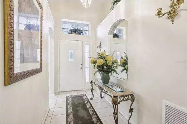 10137 SOMERSBY DR, Riverview, FL 33578