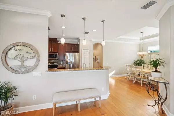 2628 Vareo CT, Cape Coral, FL 33991