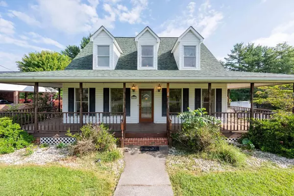 577 Ingles ST, Radford, VA 24141