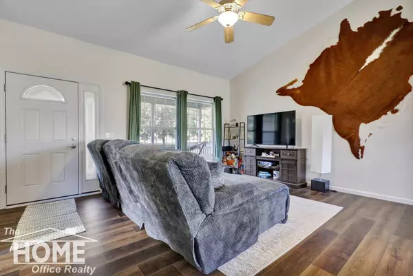 775 West Street, Laingsburg, MI 48848