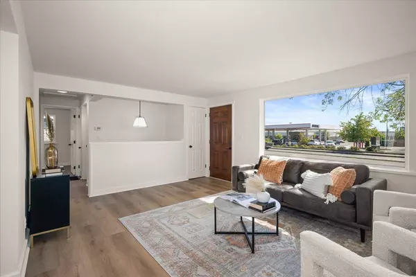 2434 W W Wellesley Ave Ave, Spokane, WA 99205