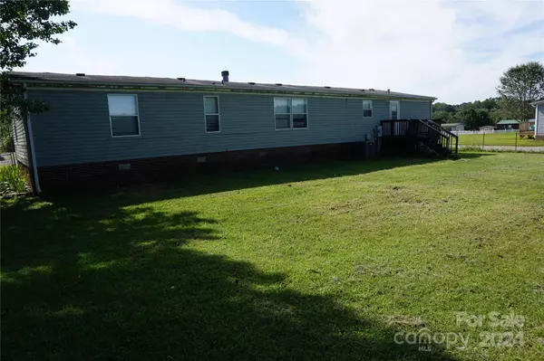 3588 Cameo LN, Gamewell, NC 28645