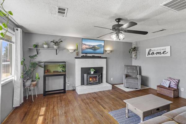 7997 Ajax ST, White City, OR 97503