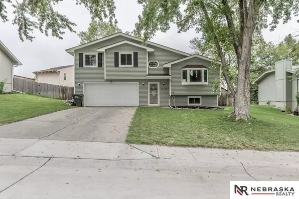 13812 Jennifer Road, Omaha, NE 68138