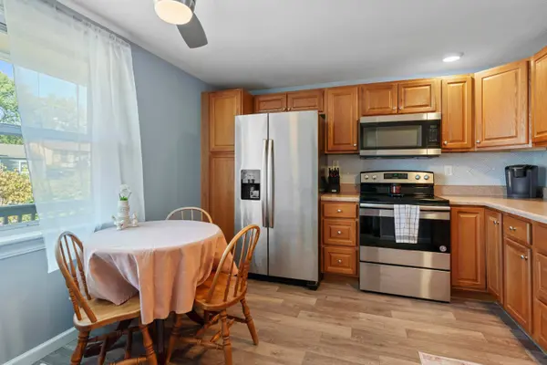 863 Strimple Avenue, Columbus, OH 43229