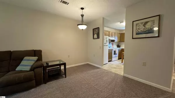 207 Lakeside Circle, Greenville, SC 29615