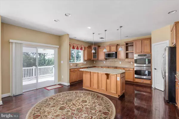 937 KENNEDY DR, Winchester, VA 22601