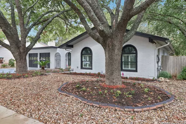 6107 RUE FRANCOIS ST, Leon Valley, TX 78238-1637