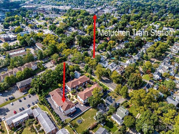 197-B Amboy AVE #6, Metuchen, NJ 08840