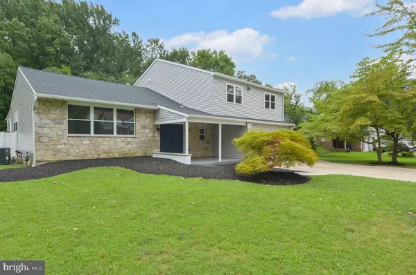 64 DOWNING ST, Cherry Hill, NJ 08003