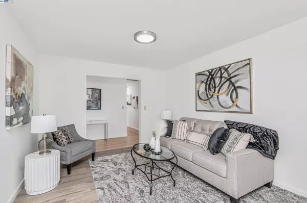 843 Wall St, Livermore, CA 94550