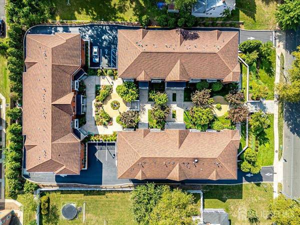 197-B Amboy AVE #6, Metuchen, NJ 08840