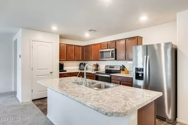 5625 S 30TH Glen, Phoenix, AZ 85041