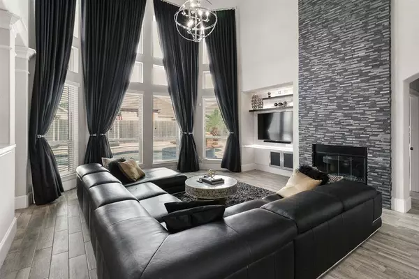 21203 Lucknow LN, Kingwood, TX 77339