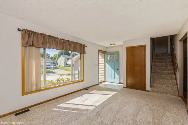 2806 NW Park Lane, Ankeny, IA 50023