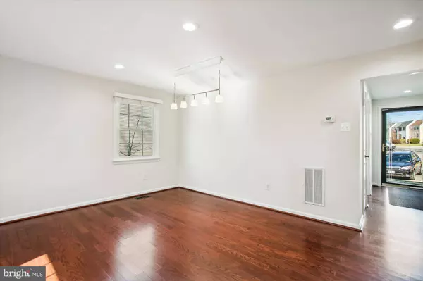 6541 COACHLEIGH WAY, Alexandria, VA 22315