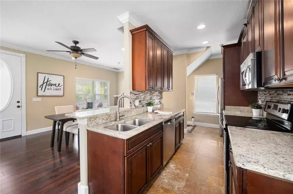 820 MERIDALE AVE, Orlando, FL 32803