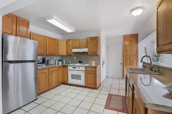 854 Portola DR, Monterey, CA 93940