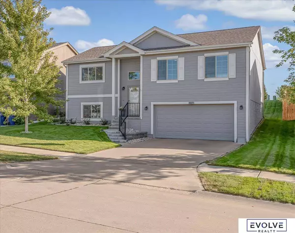 14471 Wyoming Street, Bennington, NE 68007